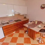 Апартаменты In Croatia Near Scenic Драмаль