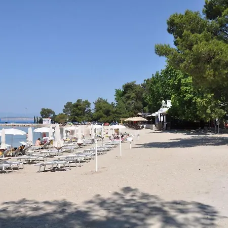 In Croatia Near Scenic Apartament