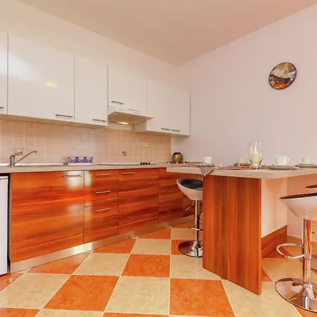 Apartament In Croatia Near Scenic Dramalj